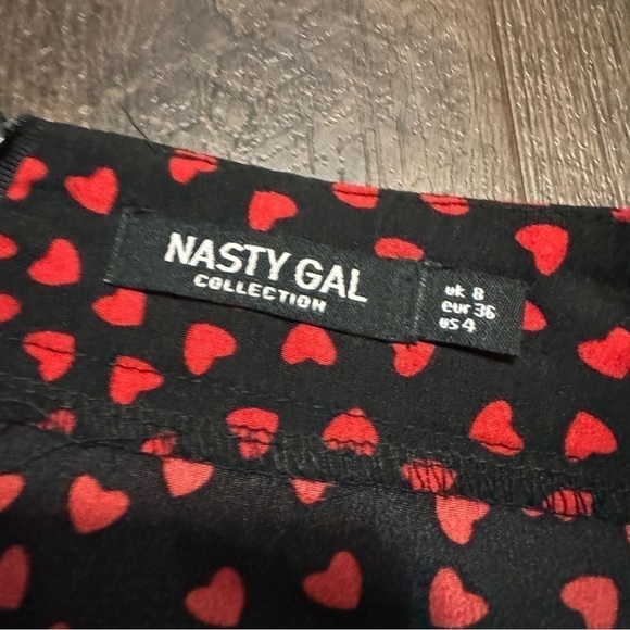 Nastygal heart print coquette mini skirt  4 - Picture 6 of 6